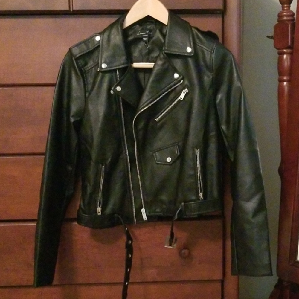Faux black leather jacket. - Picture 1 of 4